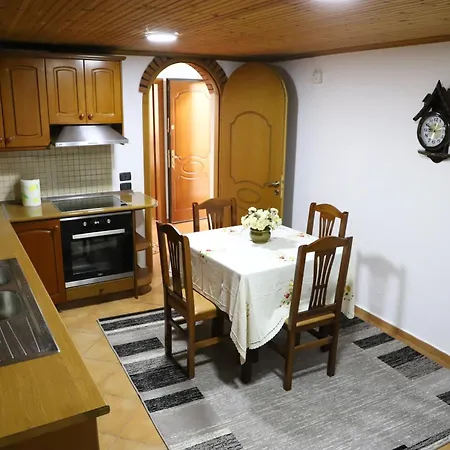 公寓 Stergjo Townview Residences *