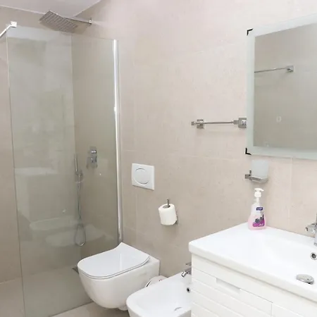 公寓 Stergjo Townview Residences *